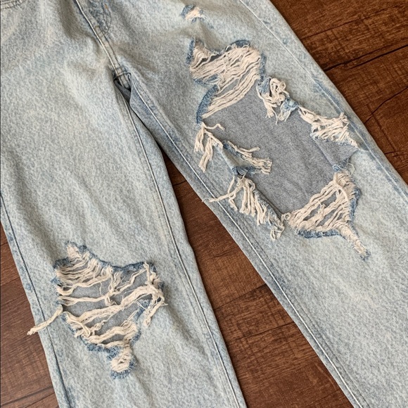PacSun 90’s boyfriend jeans - Picture 3 of 9